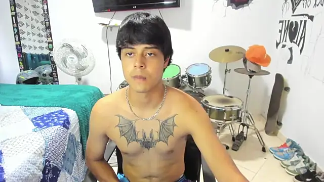 Snapshot of Zack_falcon chatting on March 1, 2025, 10:42 pm Zack falcon online show from March 1, 2025, 10:42 pm