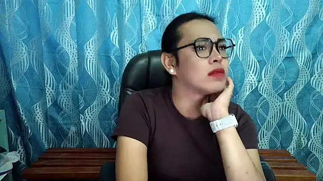 Snapshot of Your_PrettyGirlxxx chatting on September 26, 2025, 12:17 am Your PrettyGirlxxx online show from September 26, 2025, 12:17 am