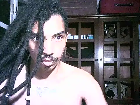 Snapshot of DarkSlim666 chatting on February 15, 2026, 3:40 am DarkSlim666 online show from February 15, 2026, 3:40 am