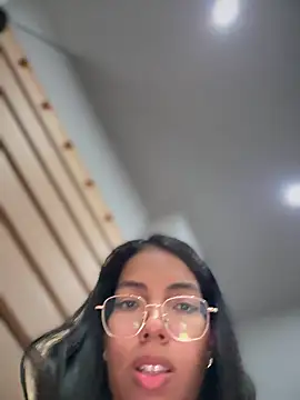 SheenaBrooke online show from April 9, 2026, 4:47 am