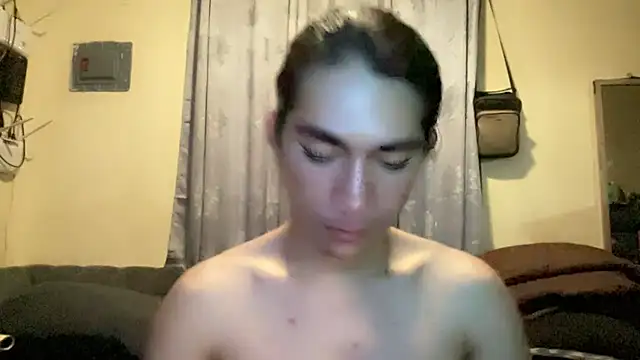 Snapshot of QUEEN_LILITH chatting on January 8, 2026, 4:57 pm QUEEN LILITH online show from January 8, 2026, 4:57 pm