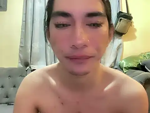 Snapshot of QUEEN_LILITH chatting on February 3, 2026, 6:57 pm QUEEN LILITH online show from February 3, 2026, 6:57 pm