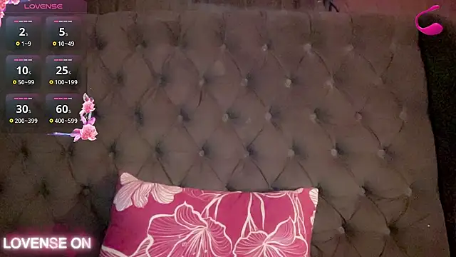 Snapshot of QUEEN_LILITH chatting on March 2, 2026, 5:08 am QUEEN LILITH online show from March 2, 2026, 5:08 am