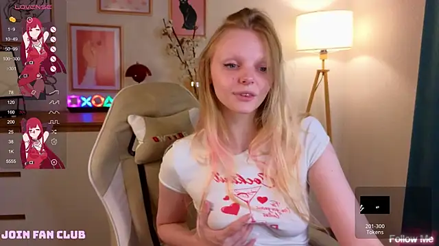 Snapshot of evangel1ne chatting on September 27, 2025, 9:32 pm evangel1ne online show from September 27, 2025, 9:32 pm