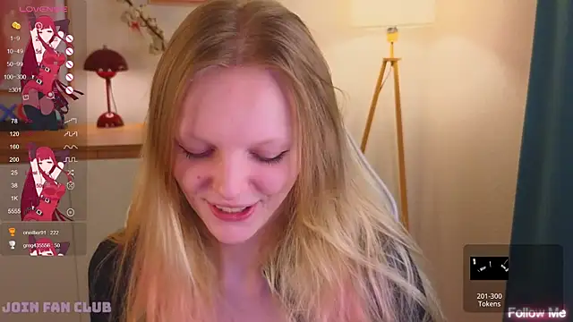 Snapshot of evangel1ne chatting on November 30, 2025, 9:37 pm evangel1ne online show from November 30, 2025, 9:37 pm