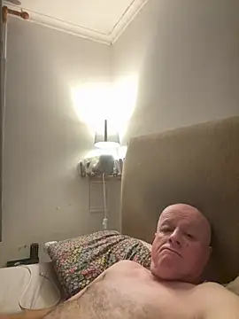 Snapshot of locallad88 chatting on October 3, 2025, 11:06 pm locallad88 online show from October 3, 2025, 11:06 pm