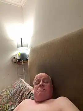 Snapshot of locallad88 chatting on October 20, 2025, 10:10 pm locallad88 online show from October 20, 2025, 10:10 pm