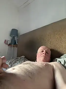 Snapshot of locallad88 chatting on February 25, 2025, 4:04 pm locallad88 online show from February 25, 2025, 4:04 pm