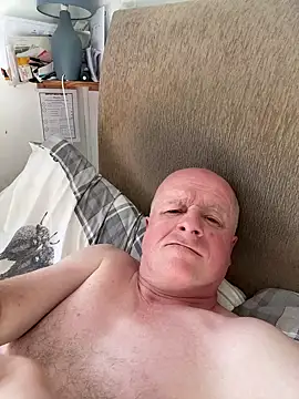 Snapshot of locallad88 chatting on September 8, 2025, 3:44 pm locallad88 online show from September 8, 2025, 3:44 pm