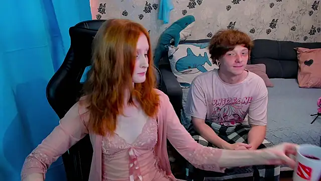 Snapshot of lakmsrrrmrrr chatting on October 2, 2025, 9:45 am lakmsrrrmrrr online show from October 2, 2025, 9:45 am