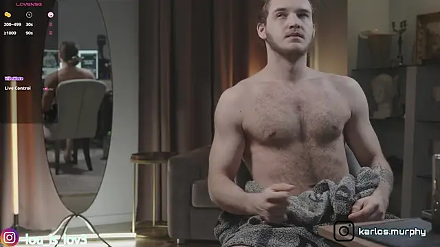 Snapshot of Louis_Karlos chatting on November 30, 2025, 4:35 am Louis Karlos online show from November 30, 2025, 4:35 am