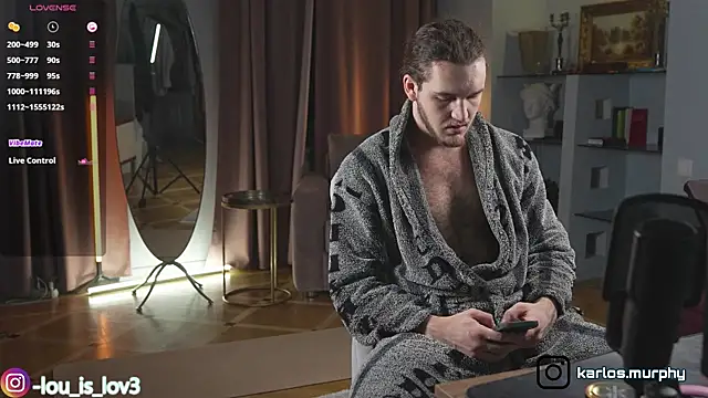 Snapshot of Louis_Karlos chatting on November 20, 2025, 3:51 am Louis Karlos online show from November 20, 2025, 3:51 am