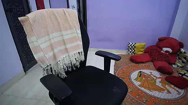 BabyNaina online show from March 26, 2026, 5:33 pm