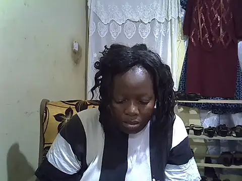 Snapshot of Ebonyceline chatting on January 10, 2026, 8:37 pm Ebonyceline online show from January 10, 2026, 8:37 pm
