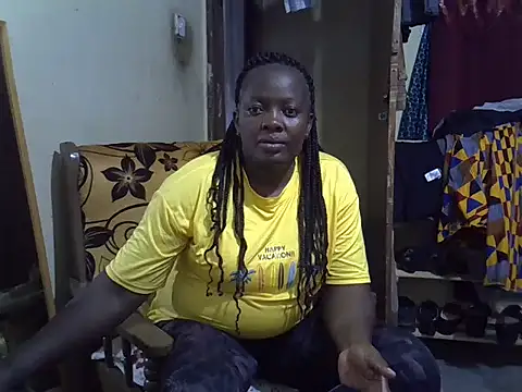 Snapshot of Ebonyceline chatting on February 4, 2026, 12:44 pm Ebonyceline online show from February 4, 2026, 12:44 pm