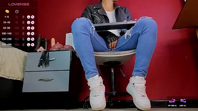 TomLover 12 online show from October 29, 2025, 1:48 am