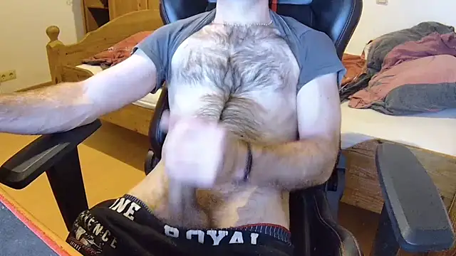 KmlBI26 online show from December 18, 2025, 9:51 pm