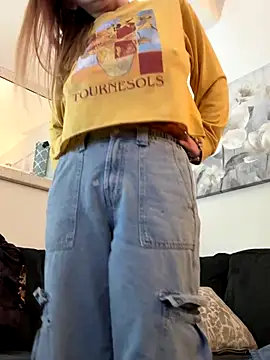 ClumsyLink online show from January 9, 2026, 4:08 am