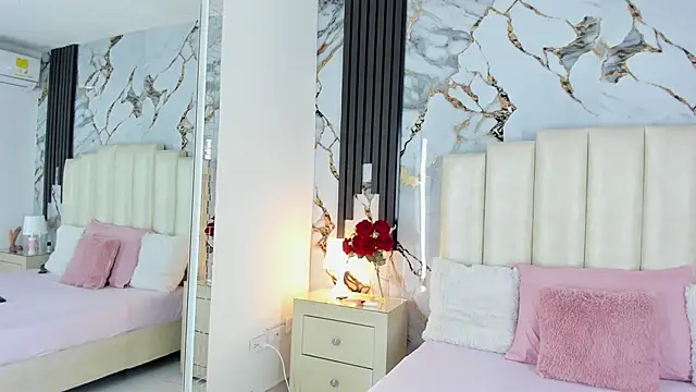 lulumars online show from March 11, 2025, 4:41 am