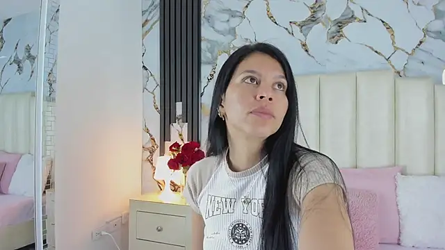 lulumars online show from March 5, 2025, 4:02 am