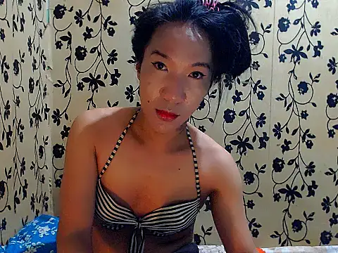 Snapshot of AsianNaughtiesMistress chatting on February 18, 2026, 9:17 am AsianNaughtiesMistress online show from February 18, 2026, 9:17 am
