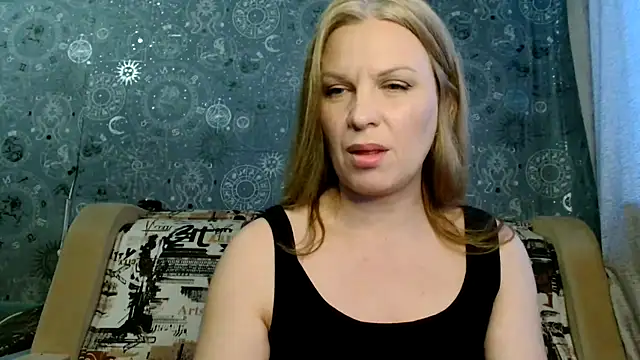 BlondeFox online show from May 15, 2026, 3:26 am