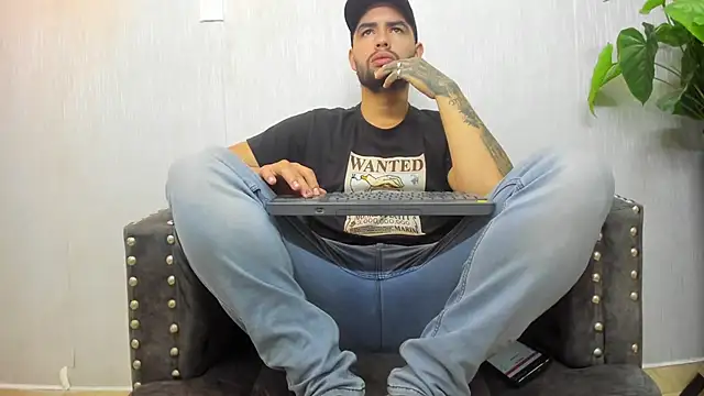 matteosantos online show from March 14, 2025, 11:45 am