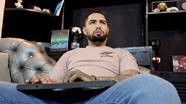 matteosantos online show from April 8, 2026, 11:33 am