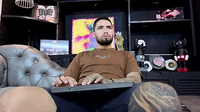 matteosantos online show from September 23, 2025, 11:50 am