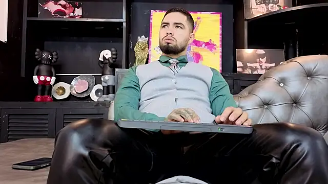 matteosantos online show from September 16, 2025, 11:44 am