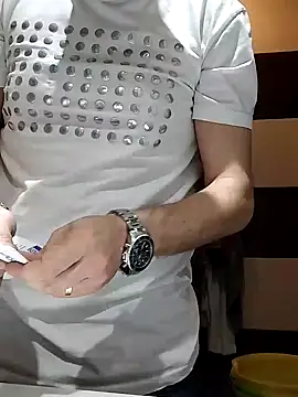 Snapshot of LoGaNfree88 chatting on February 17, 2025, 11:34 am LoGaNfree88 online show from February 17, 2025, 11:34 am