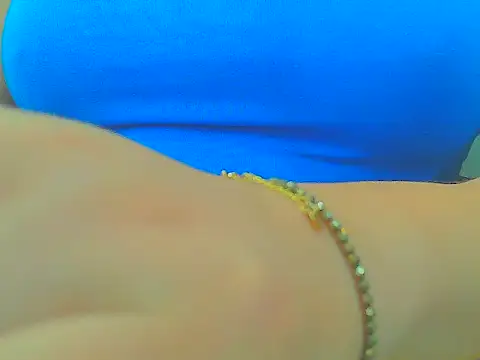 Snapshot of keepmepregnantT chatting on February 12, 2026, 11:21 am keepmepregnantT online show from February 12, 2026, 11:21 am