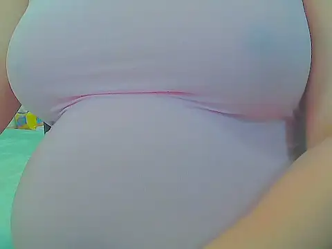 Snapshot of keepmepregnantT chatting on November 6, 2025, 11:03 am keepmepregnantT online show from November 6, 2025, 11:03 am