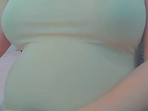 Snapshot of keepmepregnantT chatting on January 13, 2026, 10:41 am keepmepregnantT online show from January 13, 2026, 10:41 am