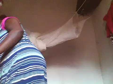 Snapshot of shape30 chatting on January 26, 2025, 9:40 am shape30 online show from January 26, 2025, 9:40 am