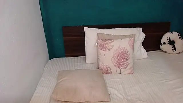 Snapshot of scaelettdubois chatting on November 14, 2025, 12:25 am scaelettdubois online show from November 14, 2025, 12:25 am