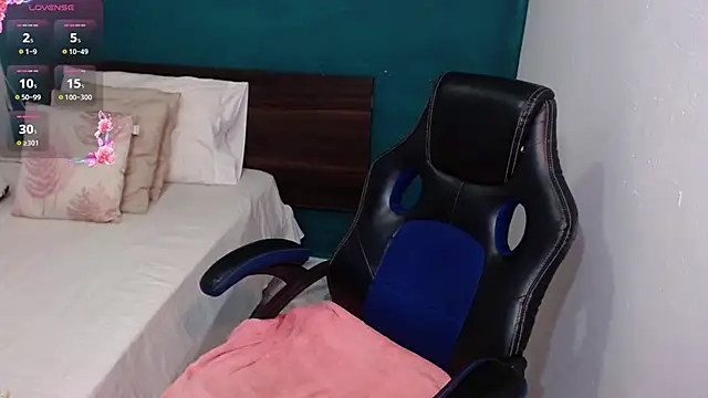 Snapshot of scaelettdubois chatting on November 23, 2025, 11:26 pm scaelettdubois online show from November 23, 2025, 11:26 pm