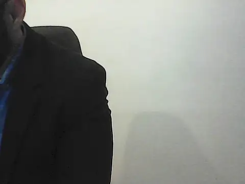 Kalel17073 online show from June 9, 2026, 3:57 pm