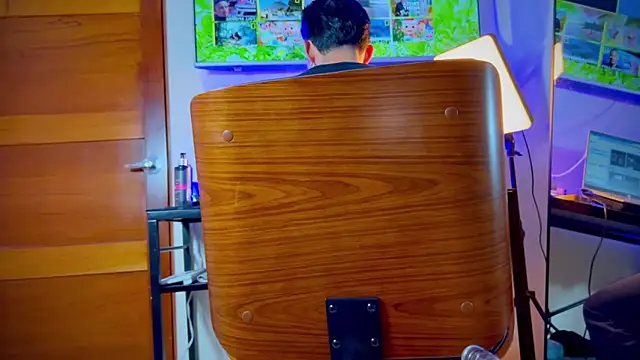 Snapshot of _DANTE_BIGASS chatting on November 29, 2025, 9:15 pm DANTE BIGASS online show from November 29, 2025, 9:15 pm