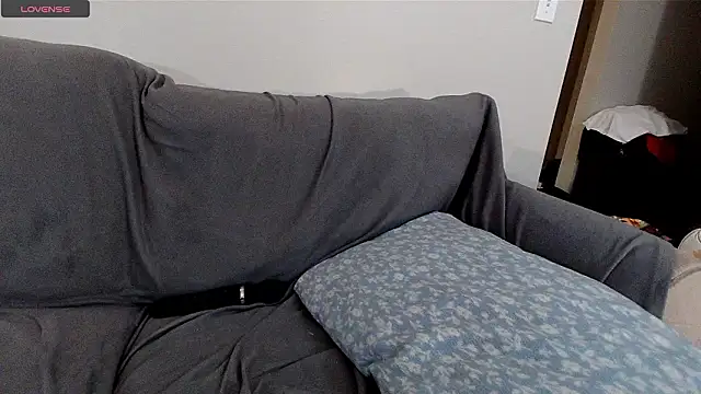 EmoDream1998 online show from February 9, 2026, 2:20 am