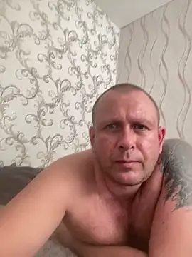 1981-AZ online show from March 19, 2025, 9:38 am