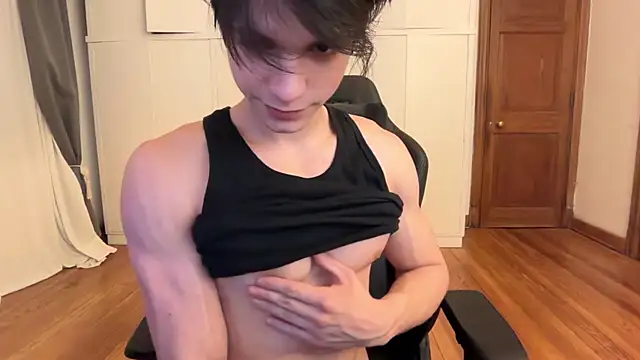 SasukeUhchiaa online show from December 21, 2025, 5:31 am