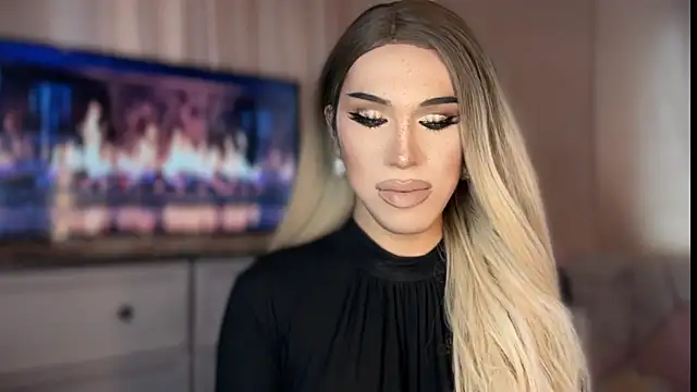 Ts glamxxxx online show from April 14, 2026, 3:44 am