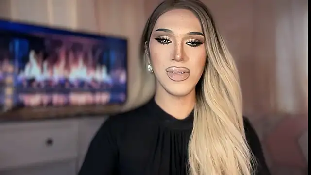 Ts glamxxxx online show from April 3, 2026, 2:40 am