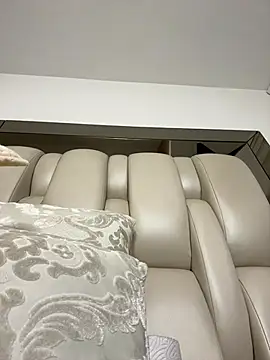 Snapshot of ALISSON_FOXXX1 chatting on February 8, 2026, 10:51 pm ALISSON FOXXX1 online show from February 8, 2026, 10:51 pm