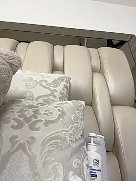 Snapshot of ALISSON_FOXXX1 chatting on November 30, 2025, 12:50 pm ALISSON FOXXX1 online show from November 30, 2025, 12:50 pm