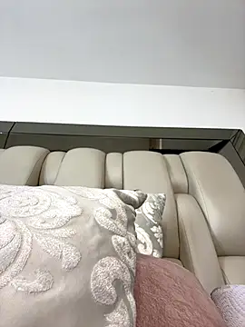 Snapshot of ALISSON_FOXXX1 chatting on December 17, 2025, 12:54 pm ALISSON FOXXX1 online show from December 17, 2025, 12:54 pm