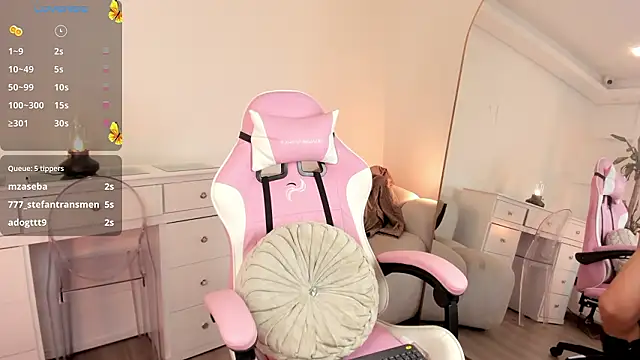 im anie online show from February 28, 2026, 7:13 pm