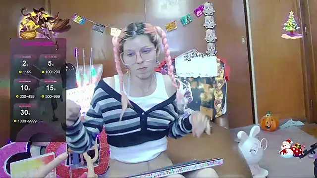 Snapshot of Skinygirl chatting on October 30, 2025, 10:06 pm Skinygirl online show from October 30, 2025, 10:06 pm