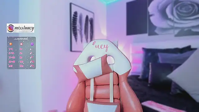 Snapshot of lucy_neil chatting on September 29, 2025, 7:08 pm lucy neil online show from September 29, 2025, 7:08 pm